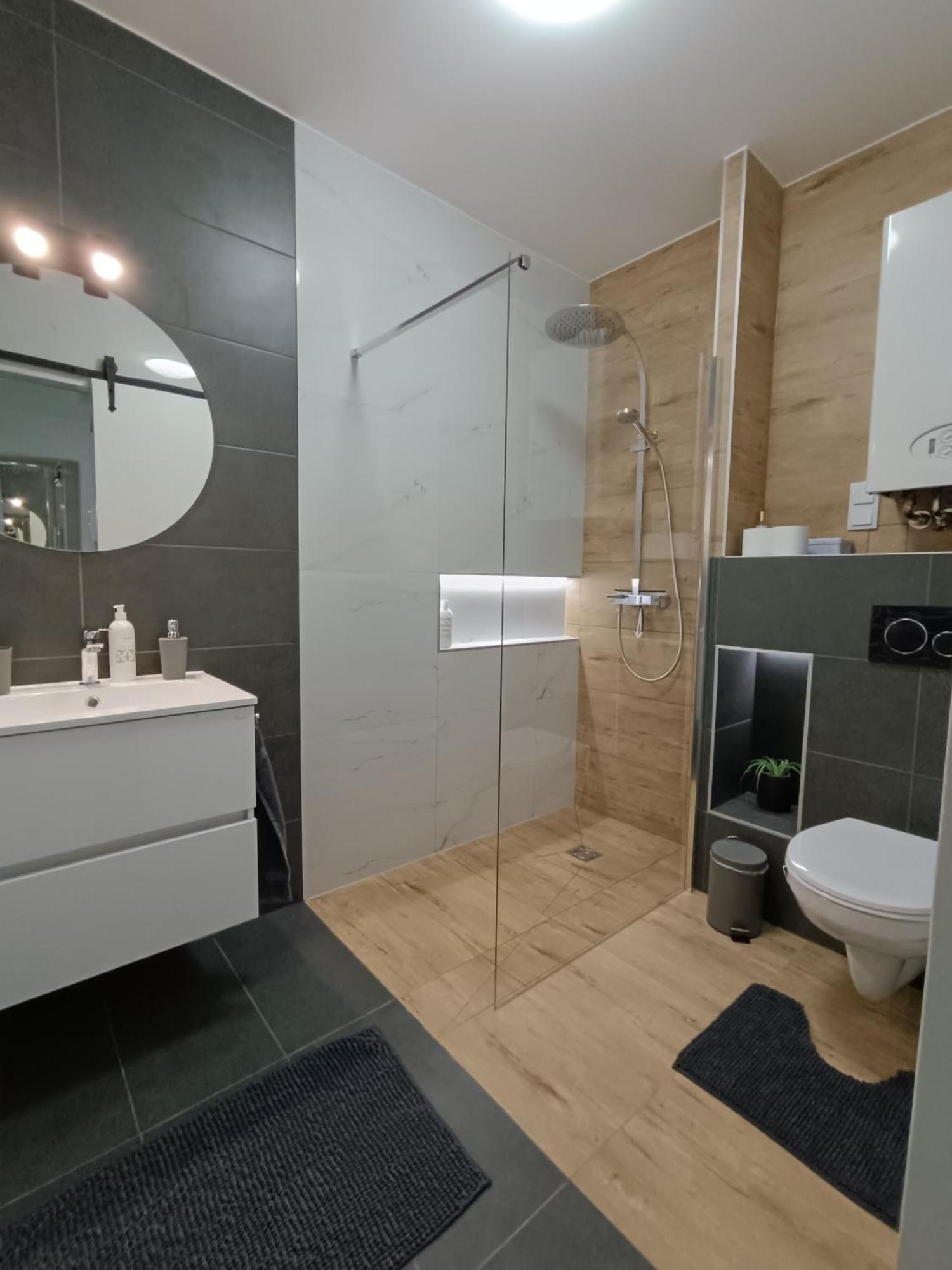 Room In The City 2 Sopron Luaran gambar